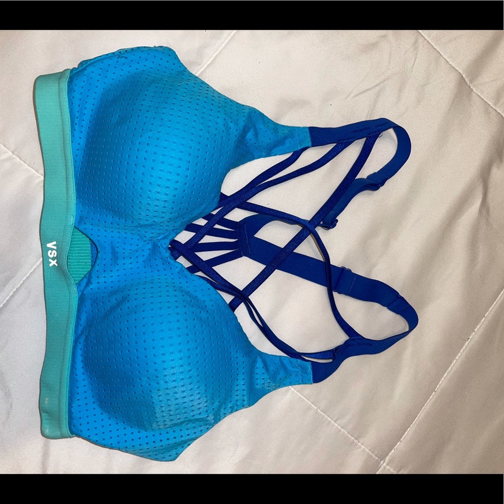 VS Sports Bra